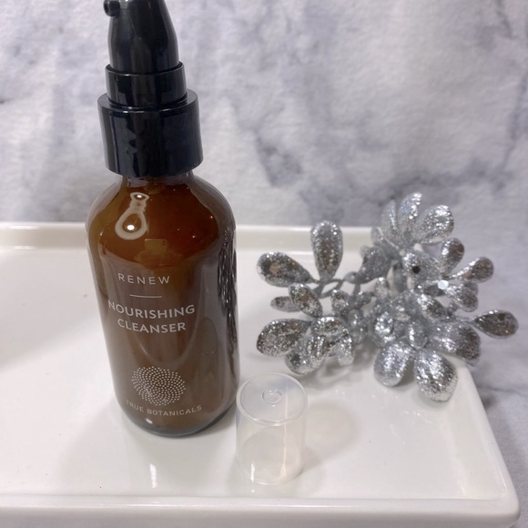 True Botanicals Renew Nourishing Cleanser, Soft, Deep, NEW - Travel Size 59 ml